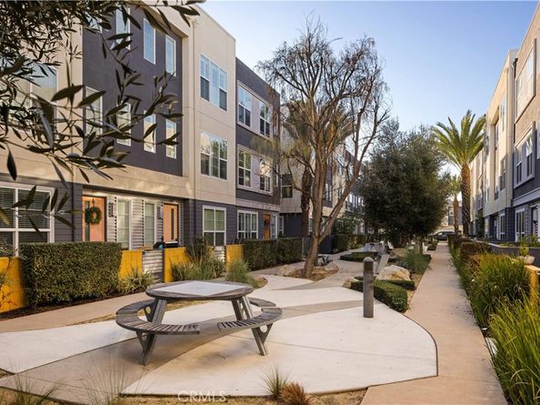 2023 Placentia, Costa Mesa CA 92627