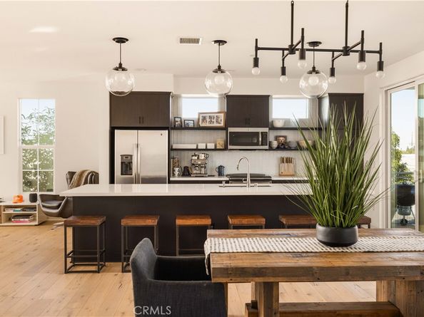 2023 Placentia, Costa Mesa CA 92627