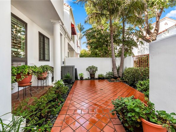 19481 Pompano 110, Huntington Beach CA 92648