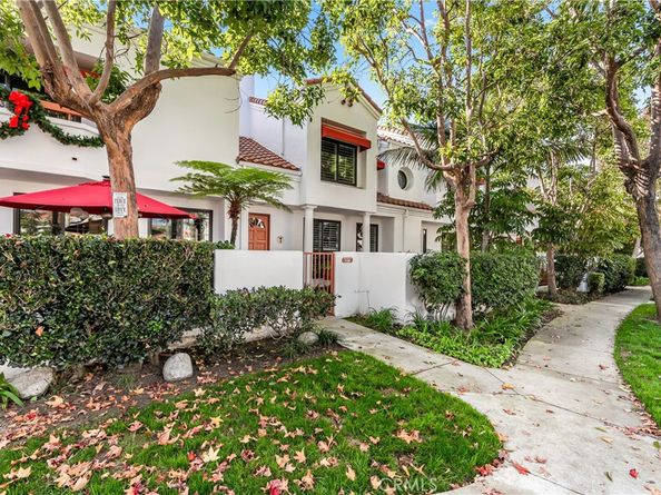 19481 Pompano 110, Huntington Beach CA 92648