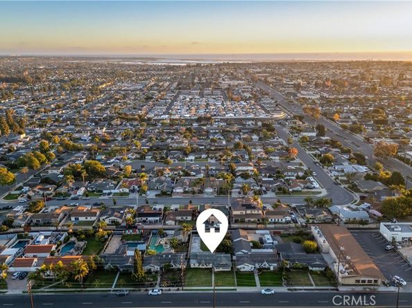 5082 Edinger, Huntington Beach CA 92649