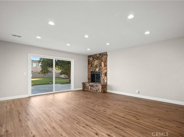 5082 Edinger, Huntington Beach CA 92649