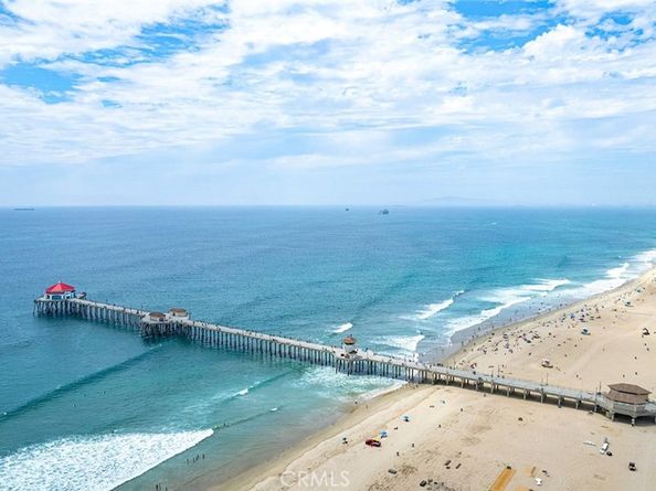 5082 Edinger, Huntington Beach CA 92649