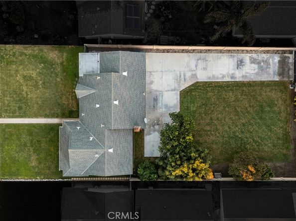 5082 Edinger, Huntington Beach CA 92649