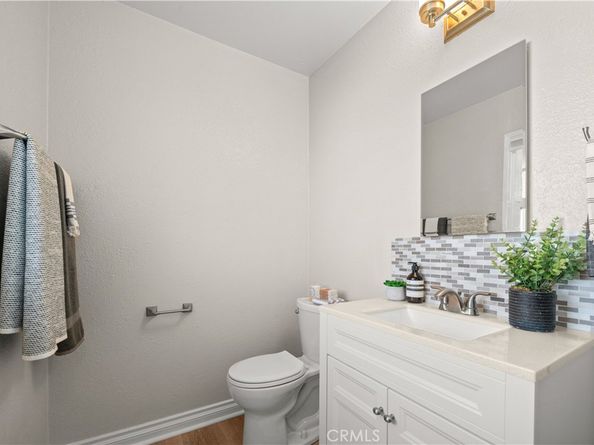 5082 Edinger, Huntington Beach CA 92649