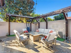 16931 Roundhill, Huntington Beach CA 92649