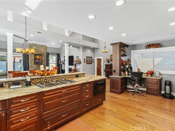 16931 Roundhill, Huntington Beach CA 92649