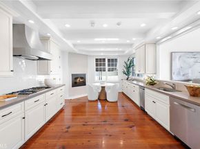 521 Kings Road, Newport Beach CA 92663