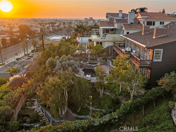 521 Kings Road, Newport Beach CA 92663