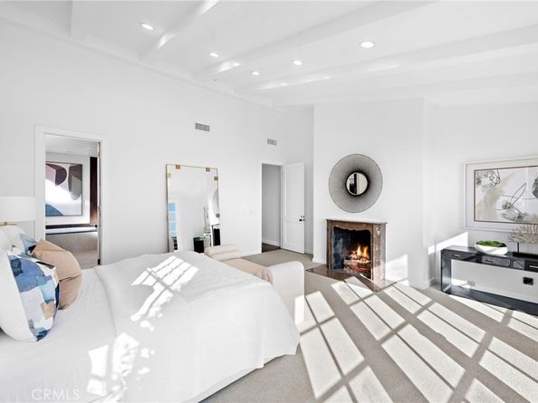 521 Kings Road, Newport Beach CA 92663