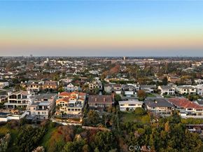 521 Kings Road, Newport Beach CA 92663
