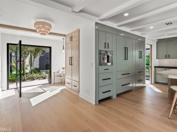 1717 Irvine Avenue, Newport Beach CA 92660