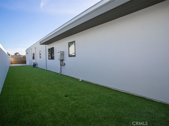 1717 Irvine Avenue, Newport Beach CA 92660