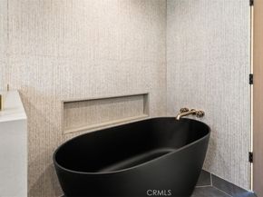 1717 Irvine Avenue, Newport Beach CA 92660