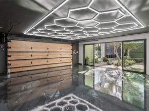 1717 Irvine Avenue, Newport Beach CA 92660