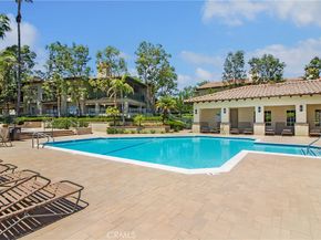 39 Via Ermitas, Rancho Santa Margarita CA 92688