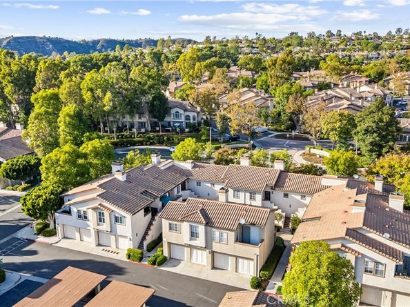 39 Via Ermitas, Rancho Santa Margarita CA 92688