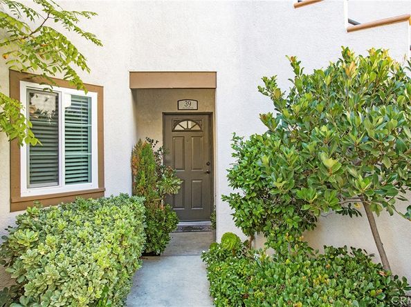 39 Via Ermitas, Rancho Santa Margarita CA 92688