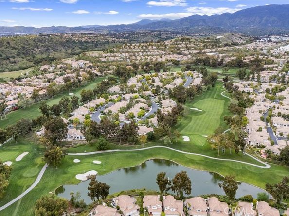 39 Via Ermitas, Rancho Santa Margarita CA 92688