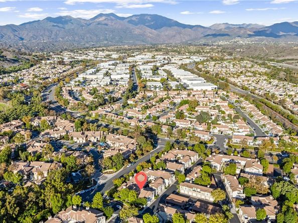 39 Via Ermitas, Rancho Santa Margarita CA 92688