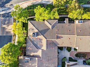 39 Via Ermitas, Rancho Santa Margarita CA 92688