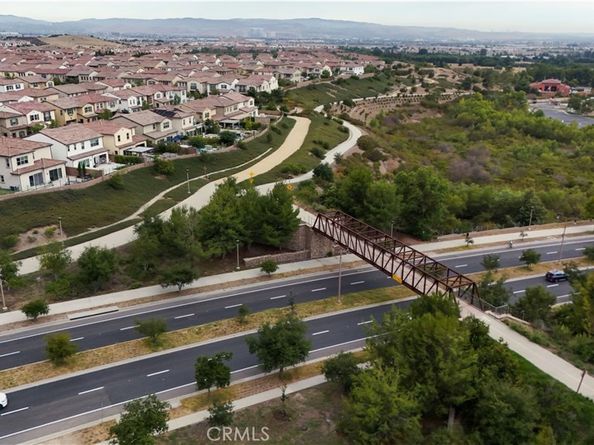 113 Wanderer, Irvine CA 92618