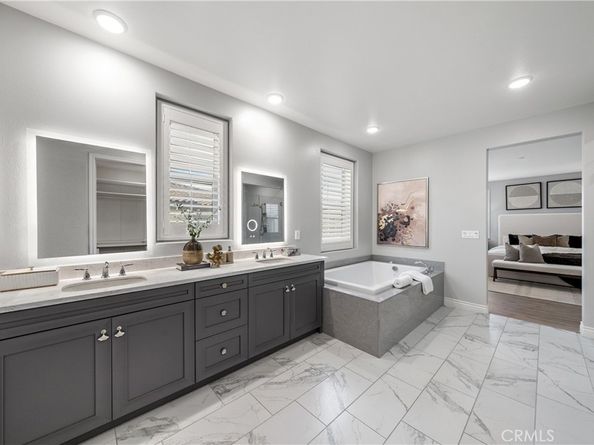 113 Wanderer, Irvine CA 92618