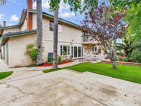 663 Lausinda Avenue, Long Beach CA 90803