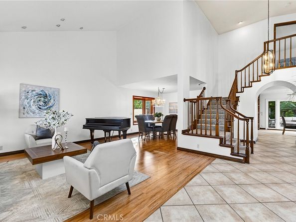 663 Lausinda Avenue, Long Beach CA 90803