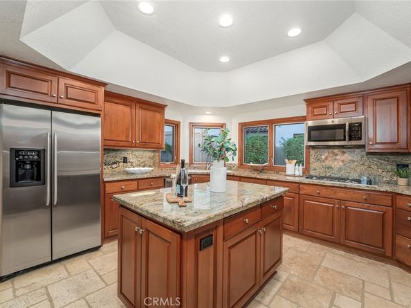 527 Avenida Buenos Aires, San Clemente CA 92672