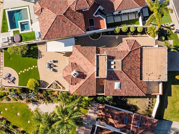 527 Avenida Buenos Aires, San Clemente CA 92672