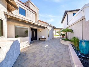 527 Avenida Buenos Aires, San Clemente CA 92672