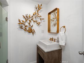 5732 Wilbur Avenue, Tarzana CA 91356