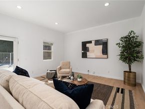 5732 Wilbur Avenue, Tarzana CA 91356