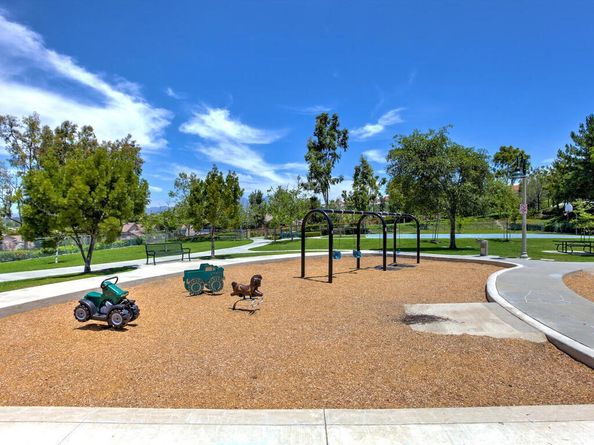 25 Mirino, Mission Viejo CA 92692