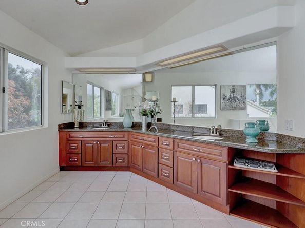 25 Mirino, Mission Viejo CA 92692