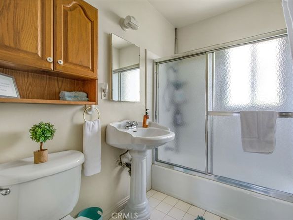 5653 E 2nd, Long Beach CA 90803