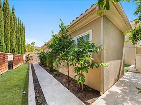 32 Goldenrod, Lake Forest CA 92630