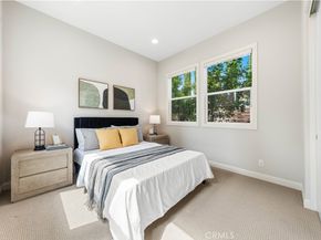 32 Goldenrod, Lake Forest CA 92630