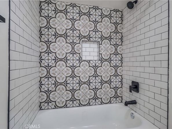 1478 Hornblend Street, San Diego CA 92109