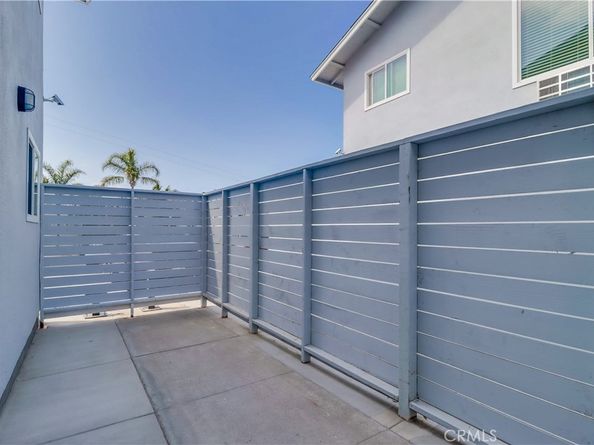 1478 Hornblend Street, San Diego CA 92109