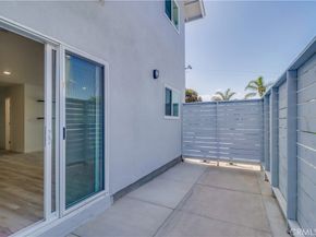 1478 Hornblend Street, San Diego CA 92109