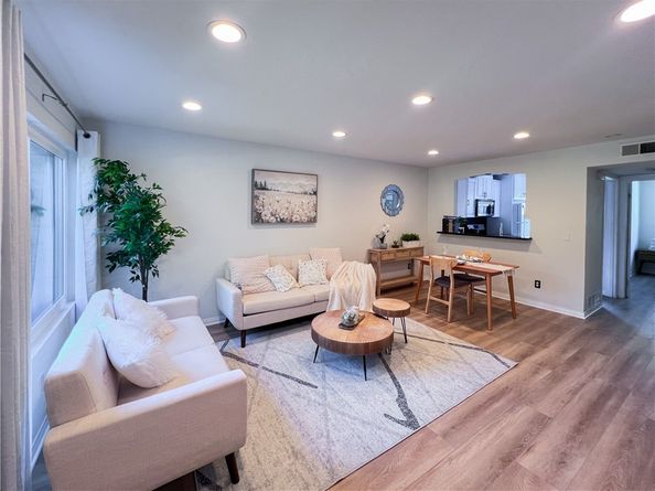 32 Kazan 18, Irvine CA 92604