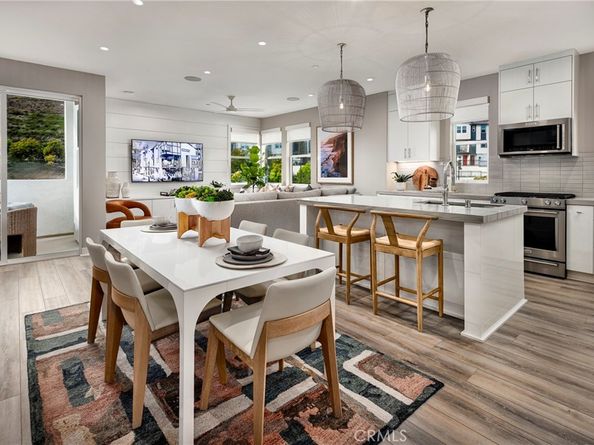 2524 Everly Court, San Diego CA 92108