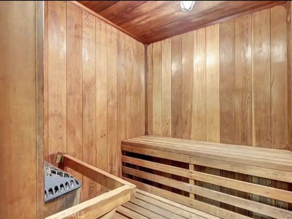 2875 S Fairview B, Santa Ana CA 92704