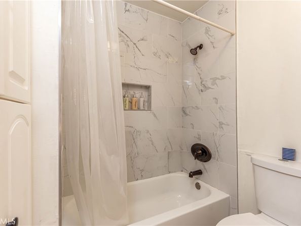 2875 S Fairview B, Santa Ana CA 92704