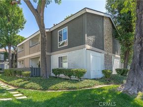2875 S Fairview B, Santa Ana CA 92704
