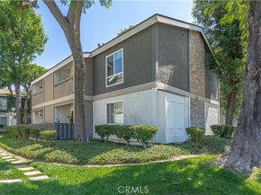 2875 S Fairview B, Santa Ana CA 92704