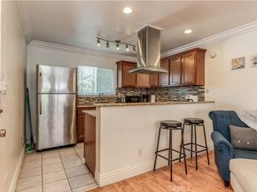 2875 S Fairview B, Santa Ana CA 92704