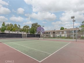 2875 S Fairview B, Santa Ana CA 92704